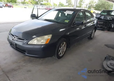 2005 Honda Accord 2.4 Lx из США, поврежденный, VIN 1HGCM56405A186960